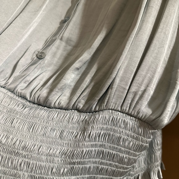 Ellie Blouse — Never worn - Picture 3 of 4